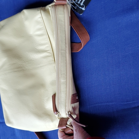 Leather Handbag NWT - Picture 4 of 8